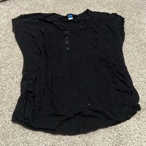 Old Navy maternity tops